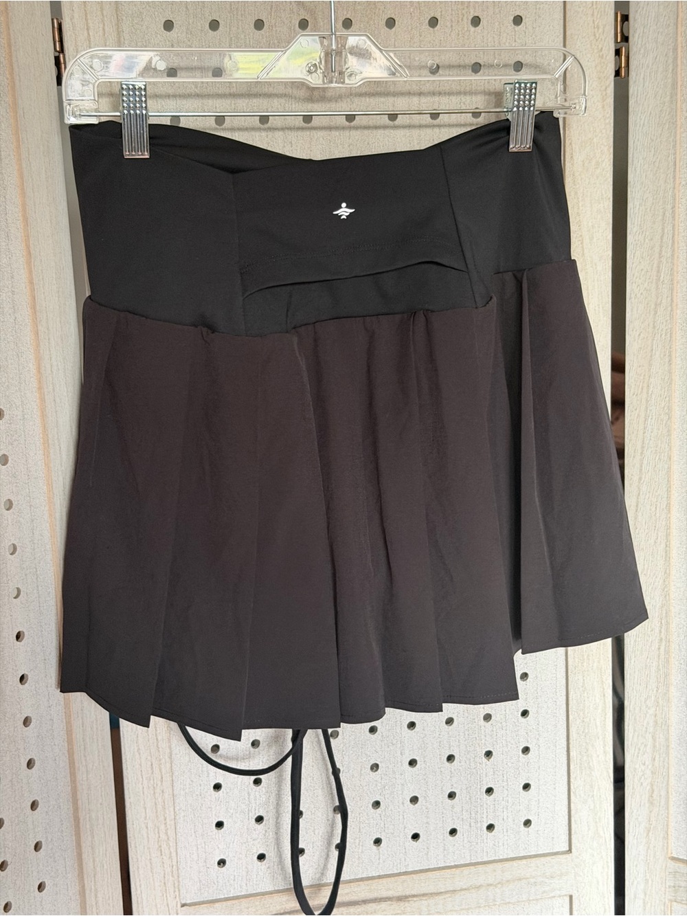 HALARA Black Pleated Athletic Skort with Built-In Shorts - Picture 6 of 10